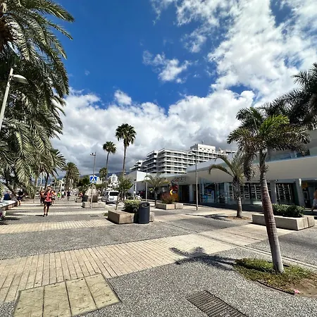 Torres De Yomely - Y3b * Playa de las Americas (Tenerife)