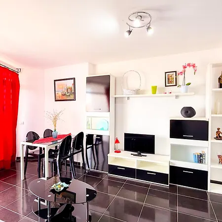 Torres De Yomely - Y3b 플라야데라스아메리카스