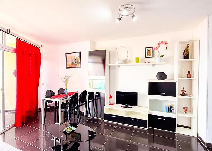 Torres De Yomely - Y3b Playa de las Américas