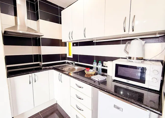 Torres De Yomely - Y3b